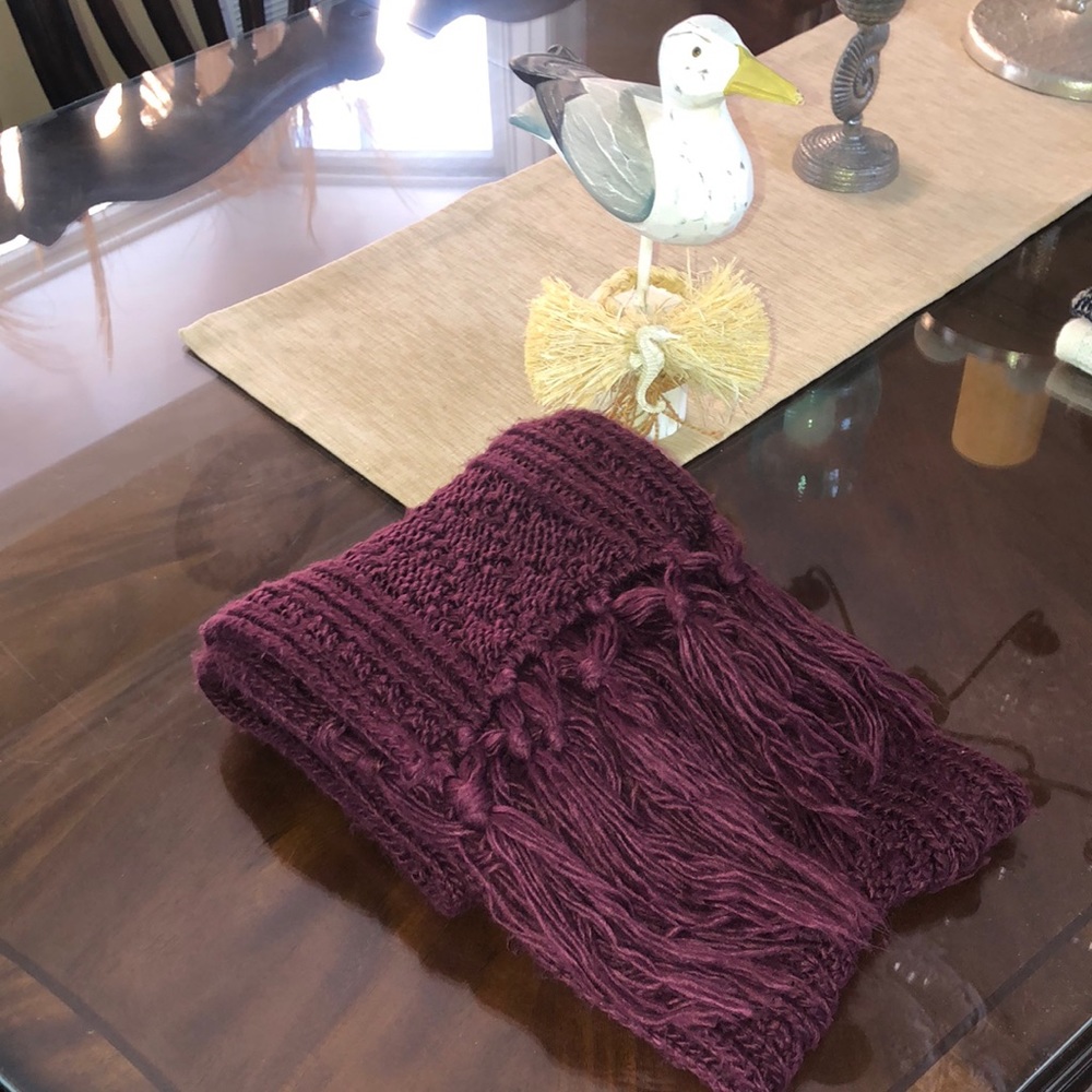 Handmade burgundy wool scarf